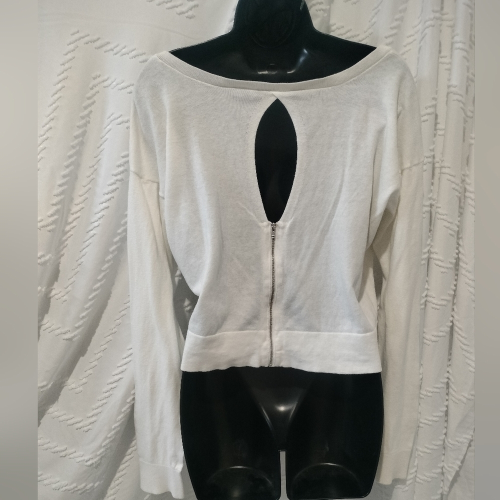 EUC Express White Women's Light Sweater Long Sleeve Back Cutout & Zip Super Cute